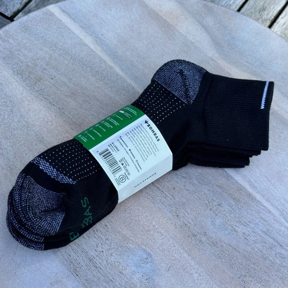 Bombas Performance Golf Hex-Tec Quarter Socks Black XL M 13.5-16 W 13.5-17